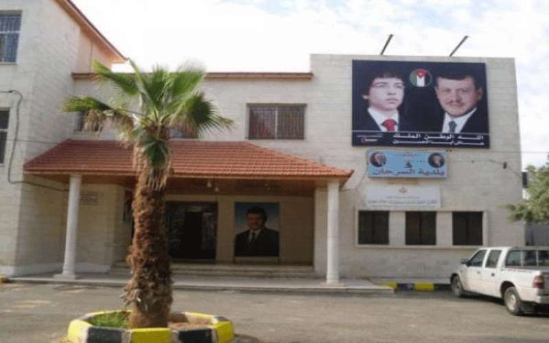 بلدية السرحان تعتزم تركيب 3 آلاف