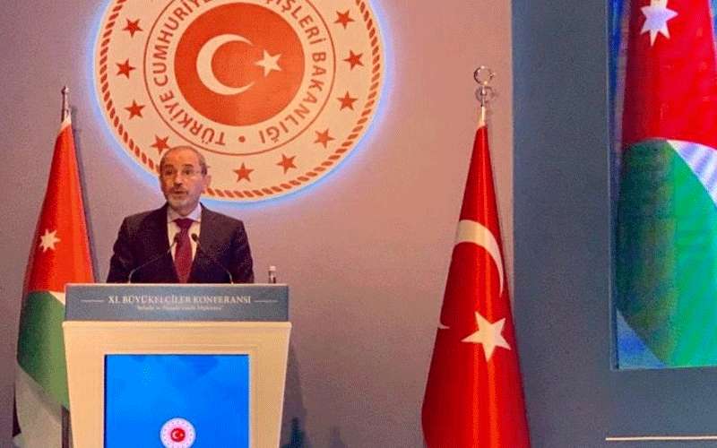 الصفدي يؤكد وحدة الموقف الأردني والتركي