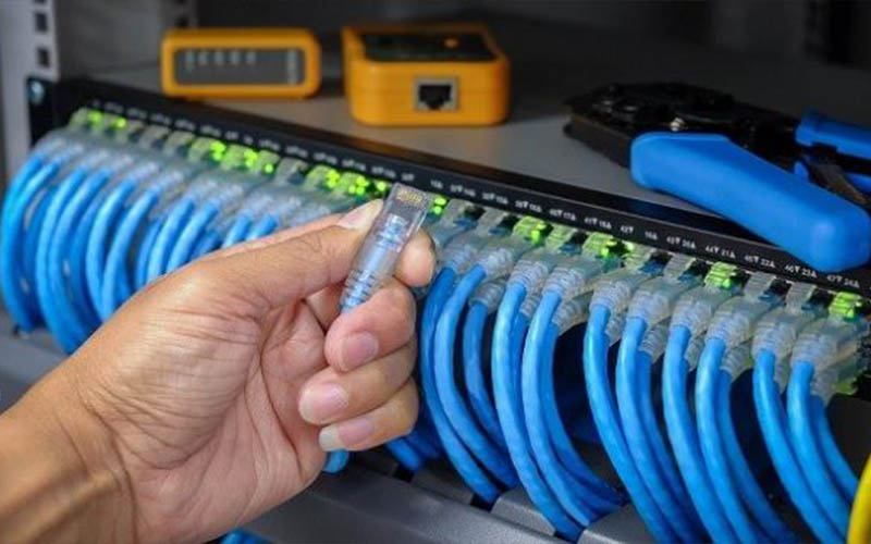 ربط محافظات الشمال بشبكة ألياف ضوئية