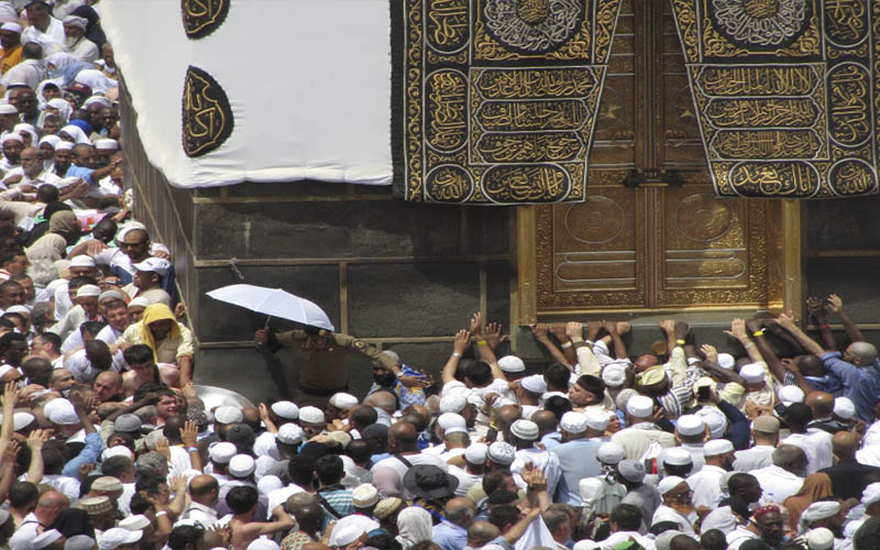 الحجاج الأردنيون يغادرون الديار المقدسة مساء