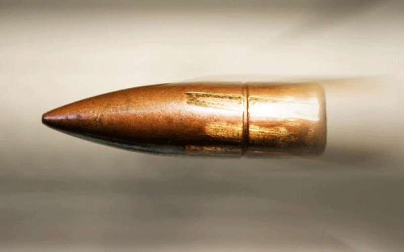 رصاصة فرح كادت تقتل رجلا بالسلط