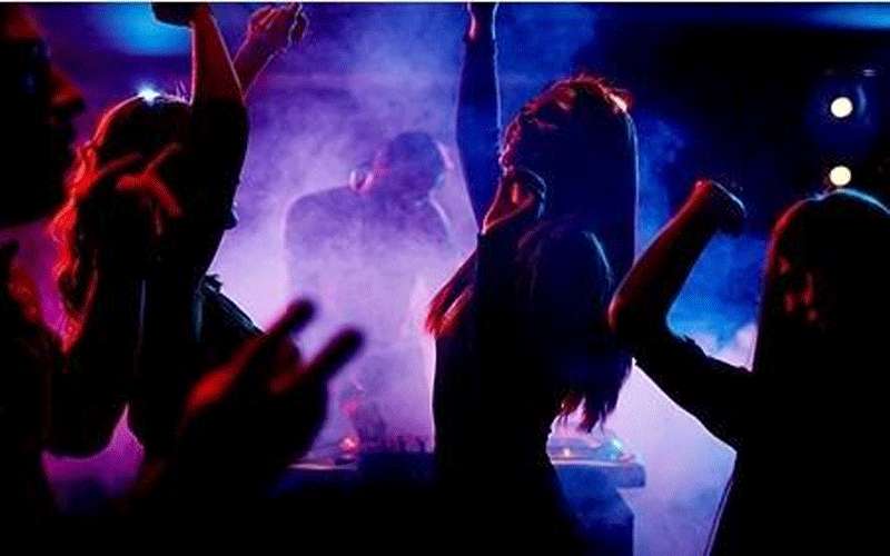 الأردنيون يطلبون إغلاق النوادي الليلية
