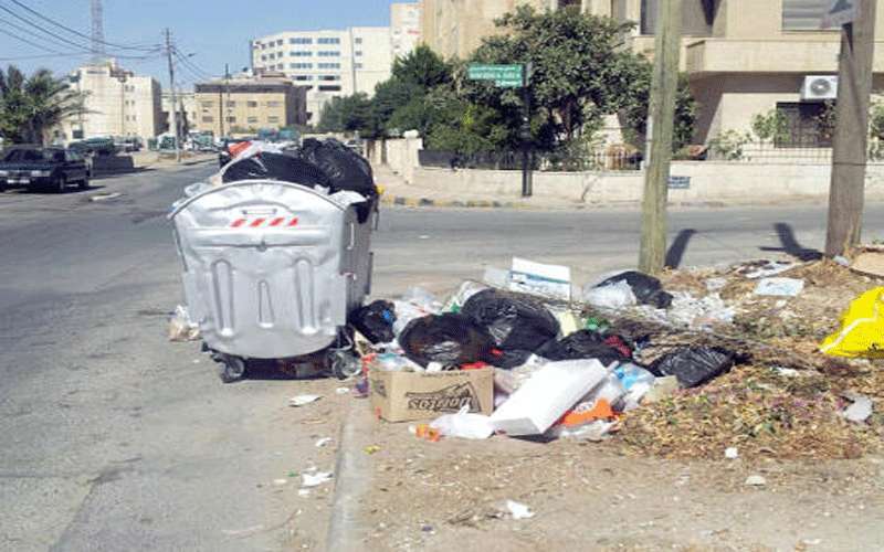 عبيدات: نبش حاويات الأردن ظاهرة