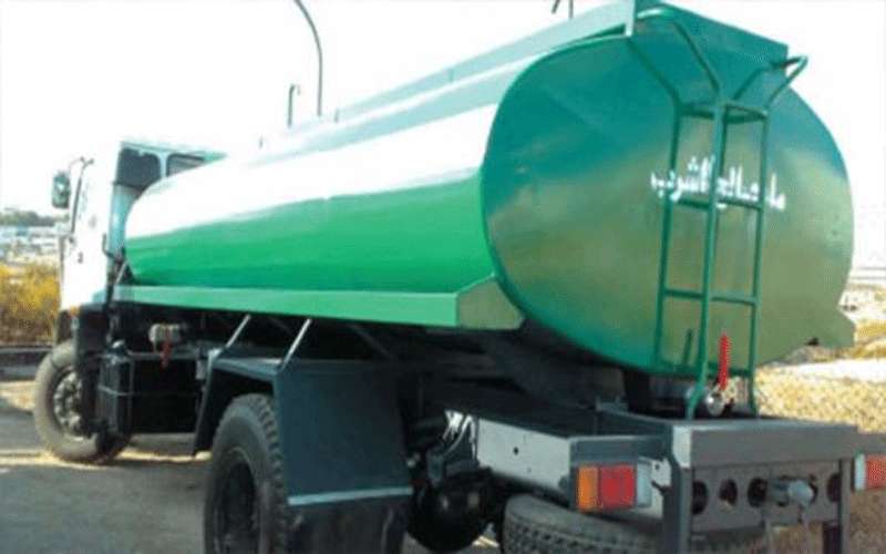 شوارع عمان تزدحم بصهاريج المياه