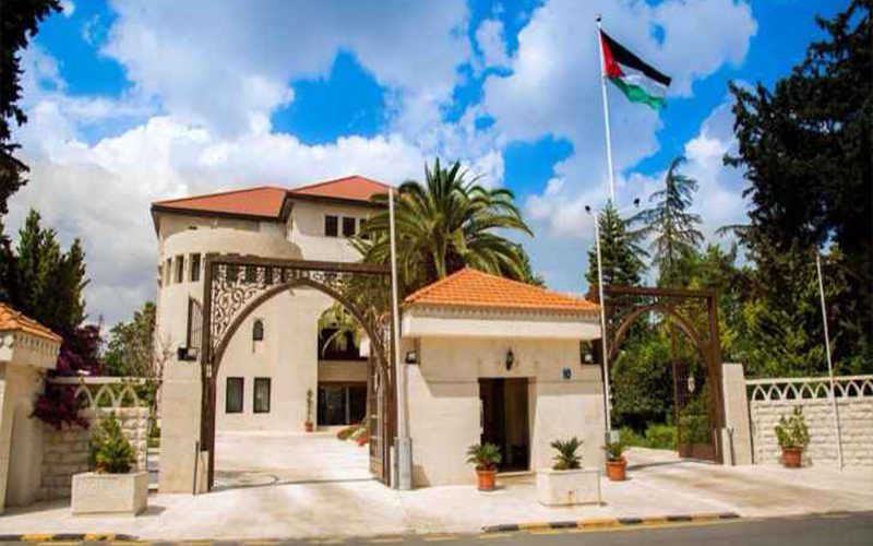 عطيات مديرا لمؤسسة الإسكان والتهتموني أمينا