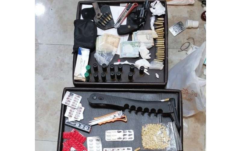 القبض على خمسة اشخاص من تجار