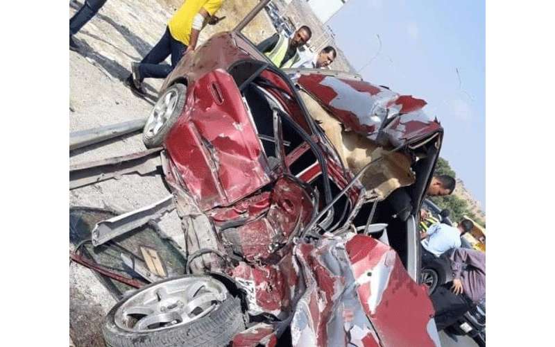 وفاة و 9 اصابات بحادث تصادم