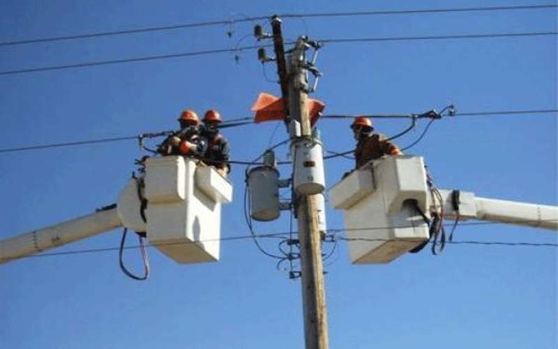 عودة التيار الكهربائي للأزرق عقب انقطاعه