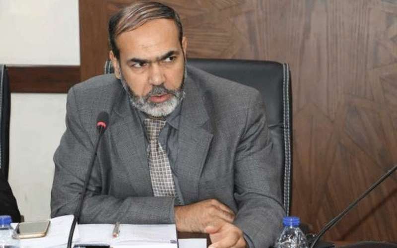 المعلمون: الوقفة بمكانها ونتكفل بانسيابية المرور