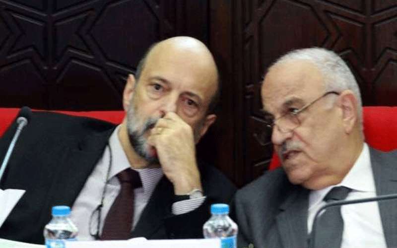 الصيادلة في بيان شديد اللهجة: حكومة