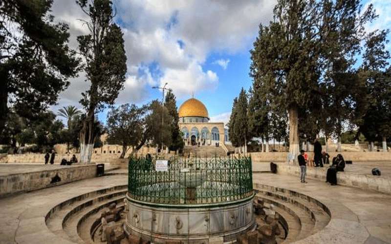 الحكومة تقرر منح موظفي اوقاف القدس
