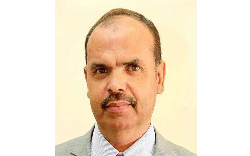 فراجين يحيل نفسه إلى التقاعد