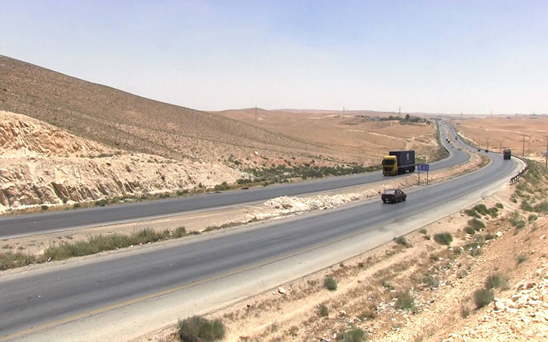 الحكومة تنفي وقف السعودية التمويل المالي