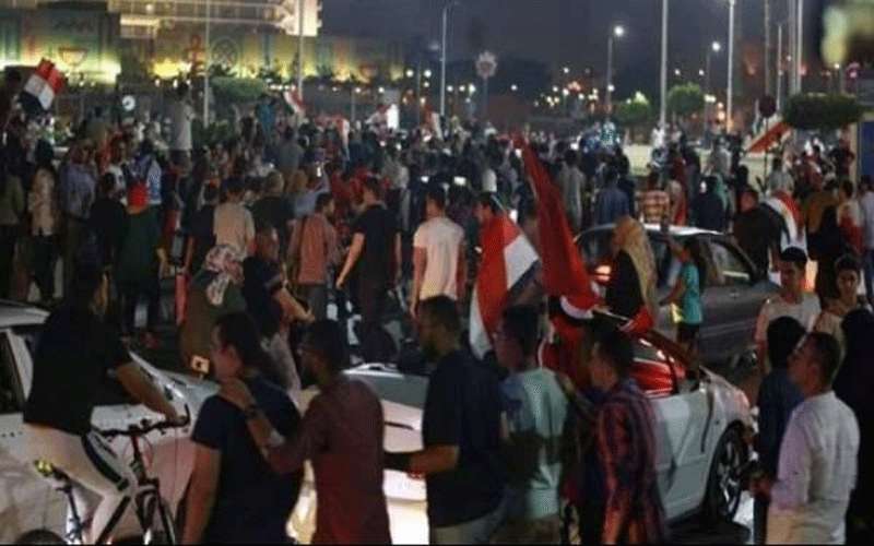 ذوو طالب أردني معتقل في مصر