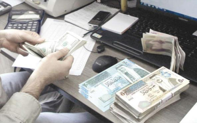 تراجع عجز الميزان التجاري بنسبة 10%