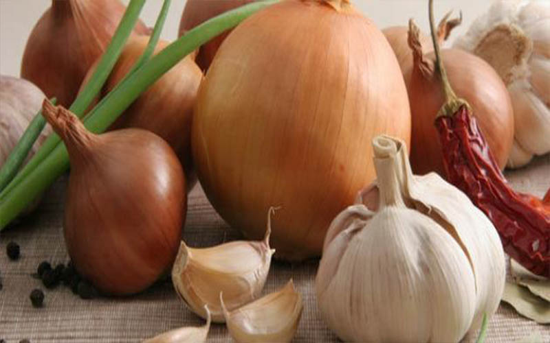 الاردن يكتفي ذاتيا من البصل والثوم