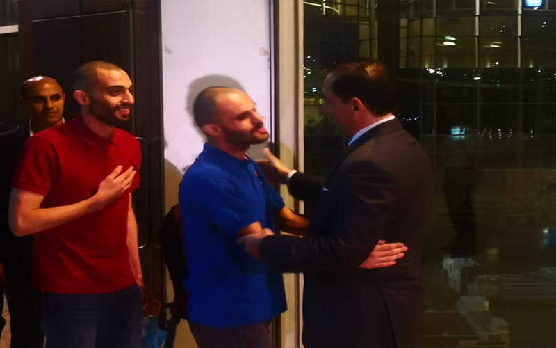وصول عبدالرحمن وثائر المفرج عنهما من