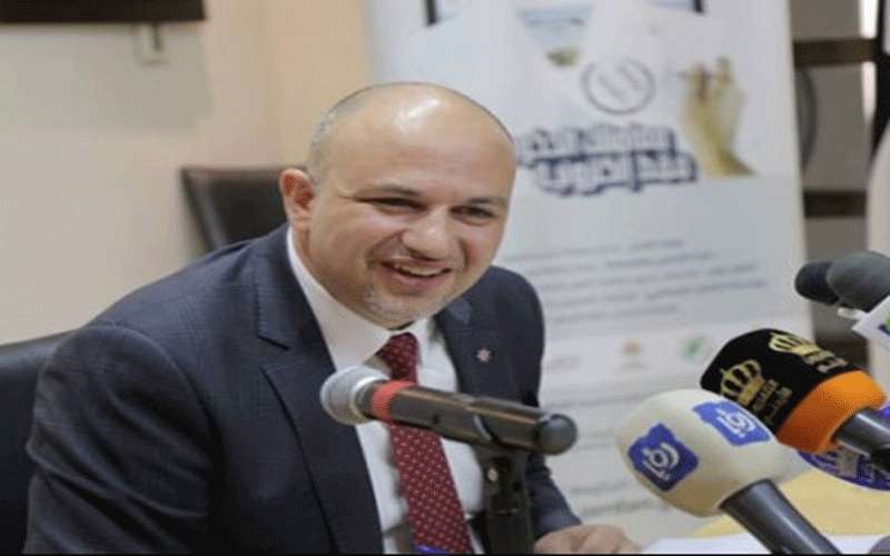 الوزير غرايبة: مع المعلم