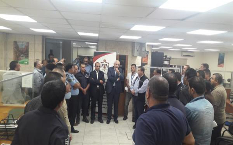 ضبط ١٢٠ عاملا وافدا مخالفا لقانون