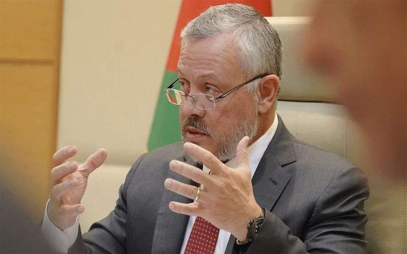 الملك يغادر متوجها إلى مصر
