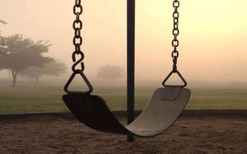 الرمثا : وفاة طفل سقط عن