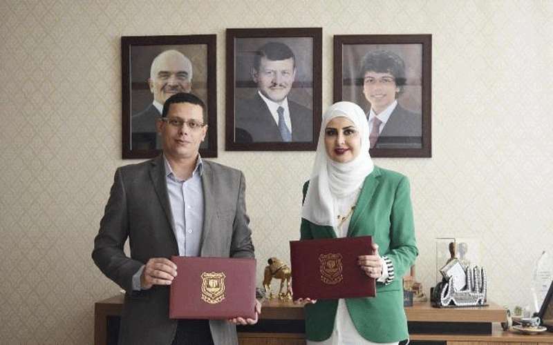 اتفاقية تعاون لطرح دبلومات تدريبية في