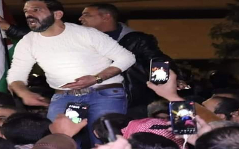 الامن يعتقل الناشطين الملكاوي والعرموطي