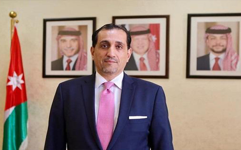 السفير القضاة : أخي شطب التغريدة
