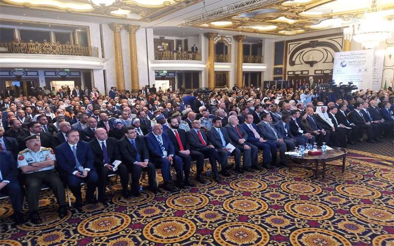 الرزاز: نتطلع لإنشاء حزمة علاجية متكاملة