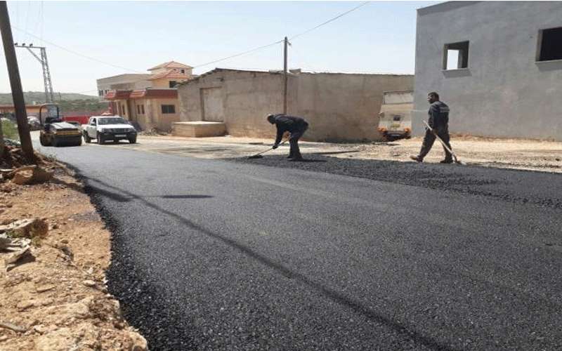 اشغال مأدبا تحيل اربعة عطاءات لتعبيد