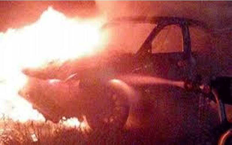 الدفاع المدني يخمد حريق مركبة في