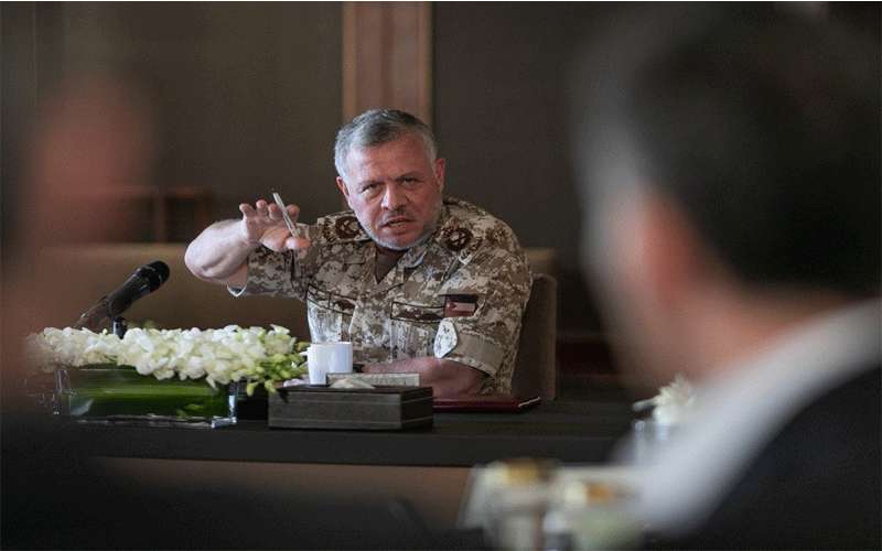 الملك يؤكد أهمية القطاع الخاص والإعلام