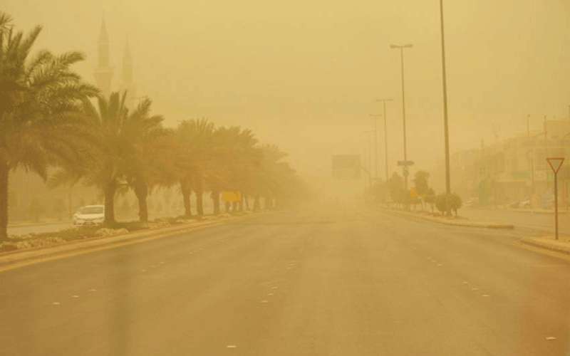 تحذيرات من موجة غبار سعودية في