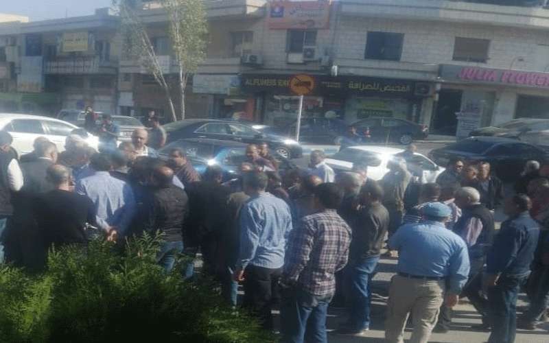 تواصل اعتصام المفصولين من لافارج.. والعمال: