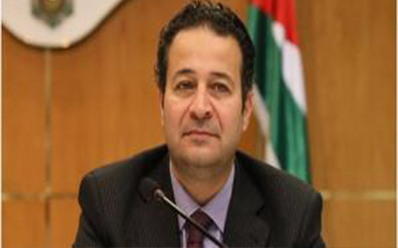 قتيبة لـ وزير الشباب السابق أبورمان: