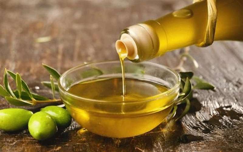ضبط 200 تنكة زيت مغشوش بعمان