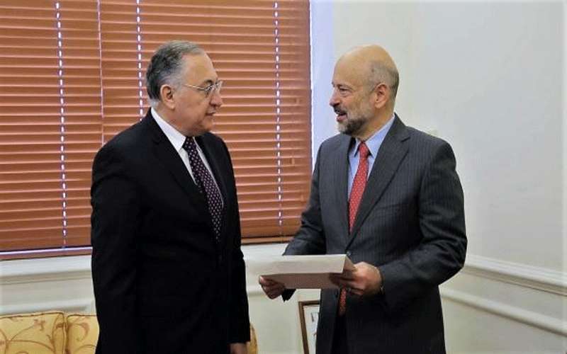 الرزاز: الحكومة تدعم مكافحة الفساد