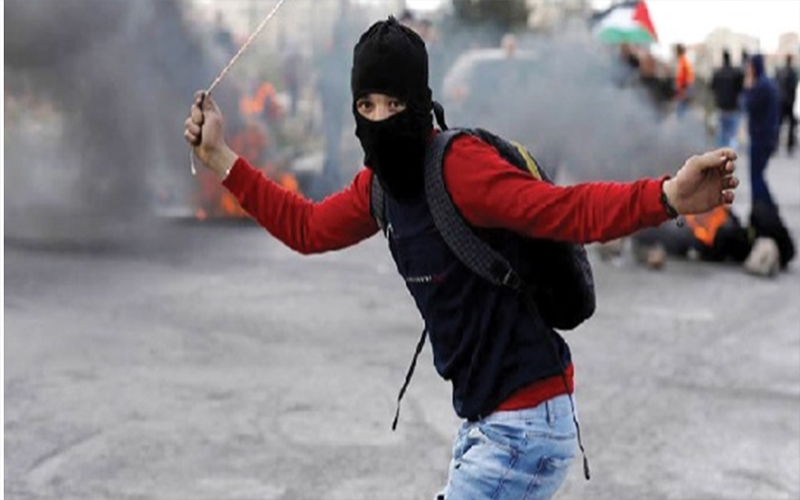 شهيد وعشرات المصابين خلال مواجهات مع