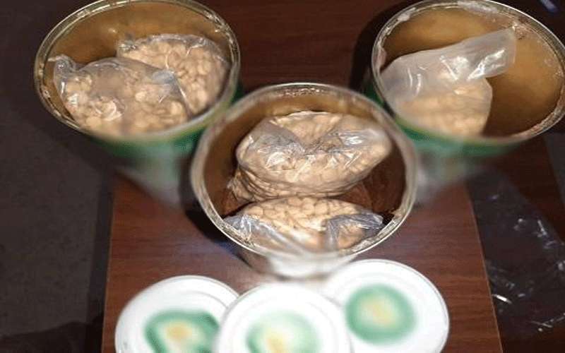 إحباط تهريب مخدرات بعبوات قهوة