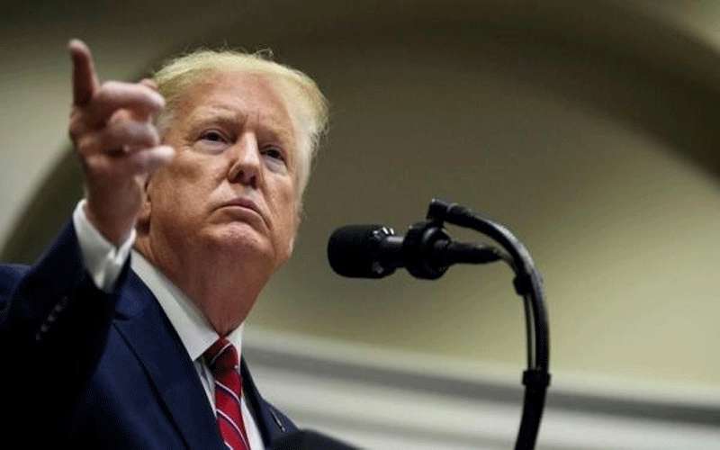 ترامب يعفو عن ضباط متهمين بارتكاب