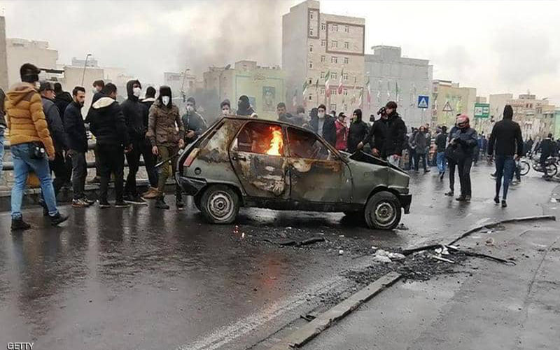 إيران.. الأمن يستهدف رؤوس وصدور المحتجين