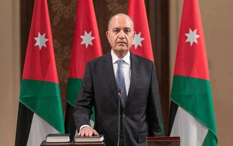 العضايلة: لم نبحث خفض ضريبة المبيعات..
