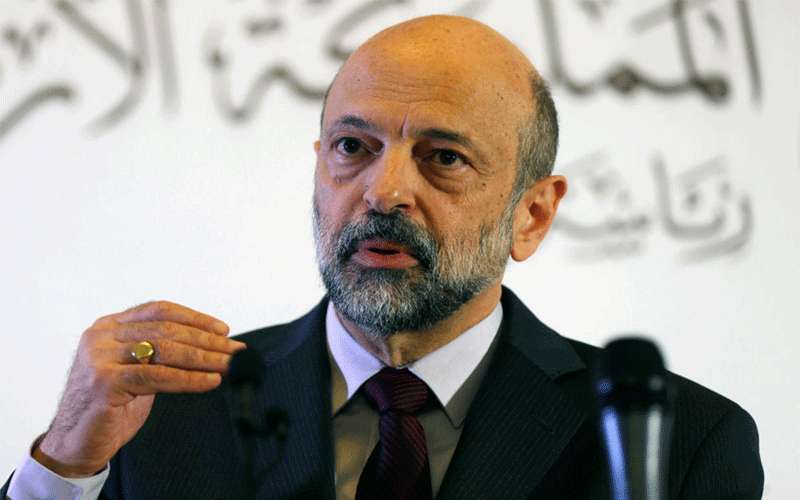 الرزاز يوعز بتنفيذ التوجيهات الملكية بمتابعة