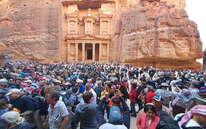 البترا تستعد لاحتفالية المليون سائح