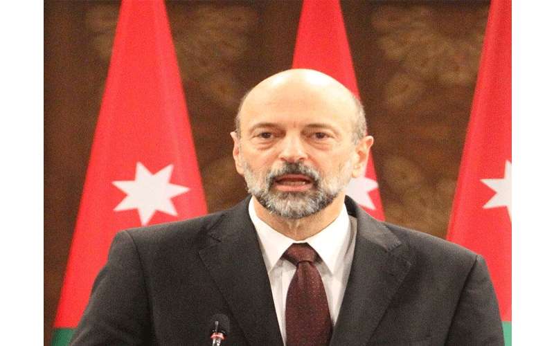 الرزاز يعمم بضرورة انفاذ توصيات تقرير
