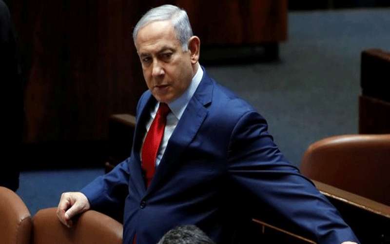 صحيفة عبرية: نتنياهو سيتنحى عن مناصبه
