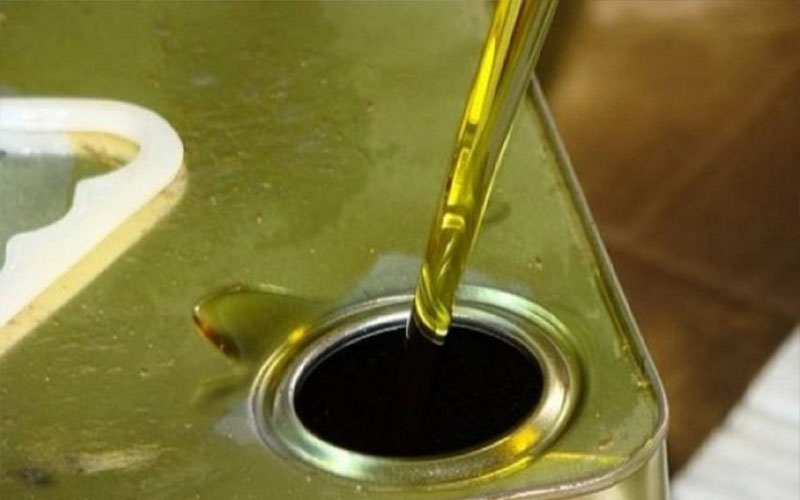 ضبط 170 تنكة زيت زيتون مغشوش