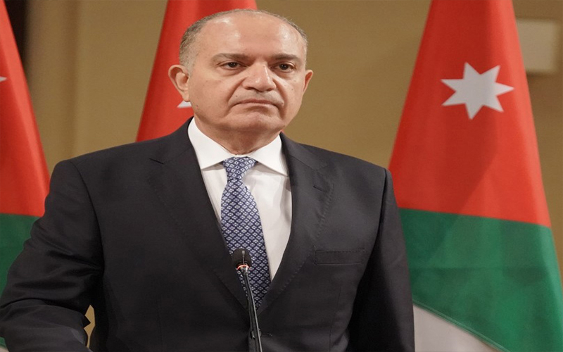 العضايلة: الحكومة لن تفرض ضرائب جديدة