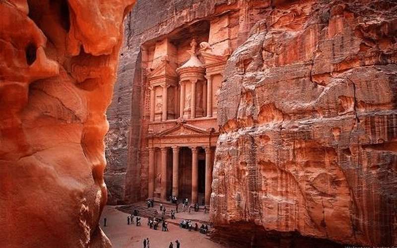 ارتفاع عدد زوار البترا 50%