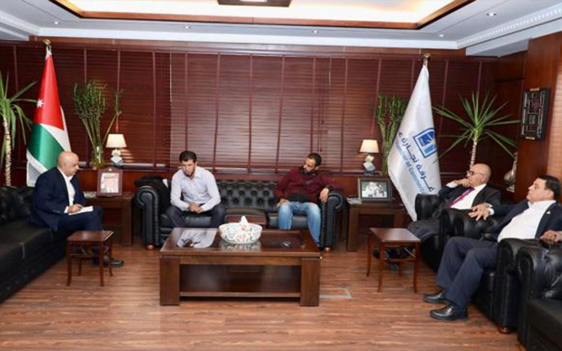 تجارة عمان: نتابع اضرار تجار صويلح